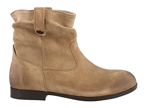 Image of Birkenstock Sarnia Waxed Suede (R) Bootie