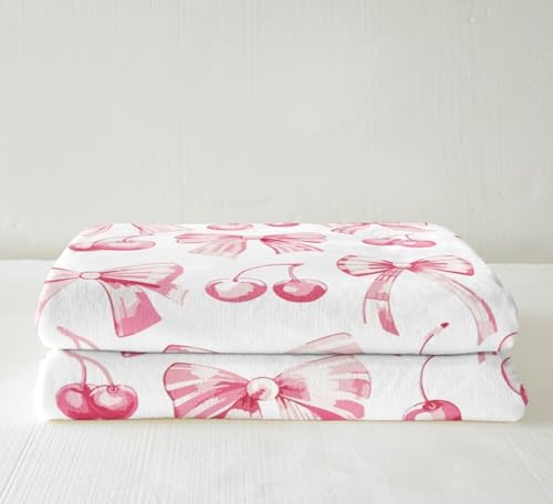 Manta rosa para niños ideal para proteger el sofá de manchas 5