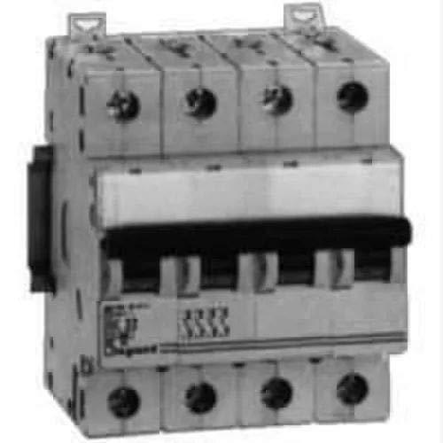 Legrand 6564 Lexic Magnetotermico DX, 6/10Ka C, 4 Polos, 20A