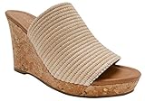 Styling-Optionen: Diese Sandalen haben eine klassische Espadrille-Keilkonstruktion und werden durch ein Kotty Bow Obermaterial hervorgehoben. Tragen Sie es Tag oder Nacht, Kleid oder Freizeit, den ganzen Sommer lang. Erhältlich in vier Farben: Schwarz, Marineblau gestreift, Strandstreifen und Naturmetallic.