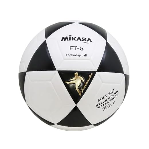 BOLA DE FUTEVOLEI FT 5 BRANCO E PRETO EM COURO SINTETICO LAMINADO MIKASA