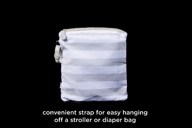 Ubbi Diaper Changing Value Gift Set, Baby Registry Gift, Includes Gray Diaper Pail, Absorbing Gels, Travel Changing Mat & Bag, Diaper Pail Waste Bags and On-the-Go Waste Sacks — 사진 7