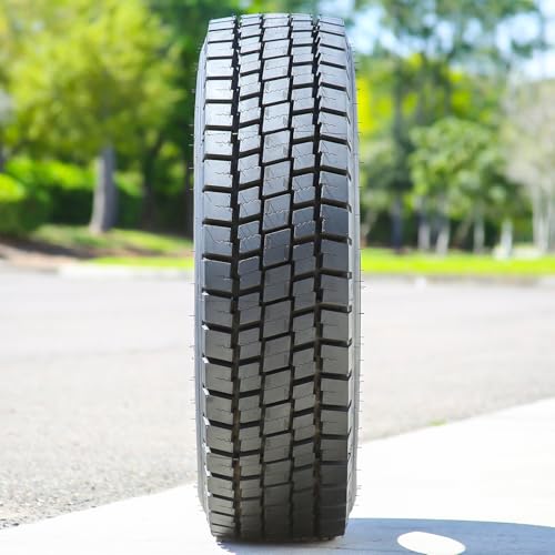 Roundrule MLD30 Drive All Steel Tire