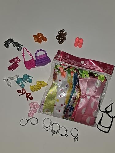 Suitable for: All Dolls from Barbie/FR/Kurhn/Vintage/and Other 28CM-30CM (110 "-118") All Random 10 Clothes 10 Shoes 6 Necklaces 4 Glasses 2 Handbags