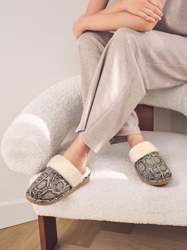 Image of Litfun Women's Fuzzy Memory Foam Slippers Fluffy Winter House Shoes Indoor and Outdoor