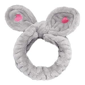 Sea Team Damesmode Pluche Hoofdband Haarlus Elastische Coral Fleece Haarband met Leuke Pompons voor Make-up Douche en…