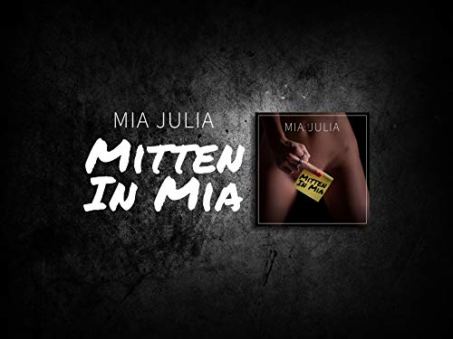 Mia Julia