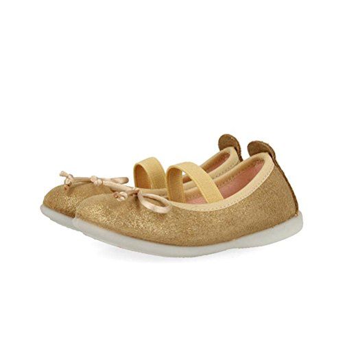 Manoletinas doradas Gioseppo Sylvie 39613, el calzado ideal para días de fiesta infantiles 2