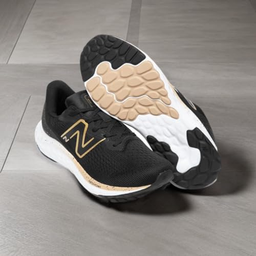 Tênis New Balance Fresh Foam Arishiv4 Feminino Marrom e Branco
