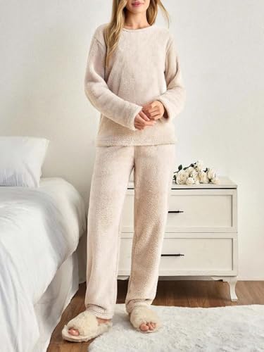 Image of KOTTY Women's Fleece White Winter Cord Set | Cozy Track Suit with Sweatshirt & Pants | Perfect for Airport & Jogging Look