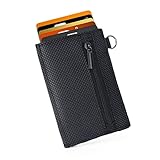 DISEÑO ITALIANO INNOVADOR - Los Tarjeteros Hombre Tarjetas Credito GUGGIARI son una alternativa práctica a la cartera hombre pequeña tradicional. Cuenta con un bolsillo para tarjeta de credito de crédito con clips, una solapa para billetes con cierre magnético y un pequeño monedero con cremallera. El resistente anillo exterior permite sujetar el tarjetero GUGGIARI a bolsos, mochilas y llaveros