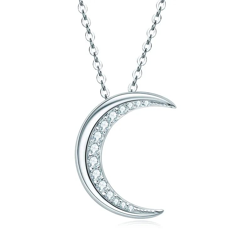 Collier lune moissanite en argent 925, un bijou d'exception raffiné pour femme