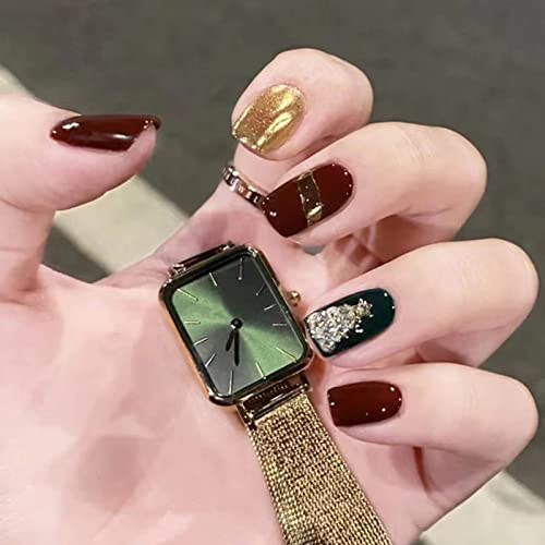 Christmas Press on Nails Short Red Square Shape Fake Nails, Glossy Full Cover False Nails Design with Glistening Xmas Tree, Acrylic Retro Xmas Stick on Nails Art Decoration for Women and Girls, 24Ps