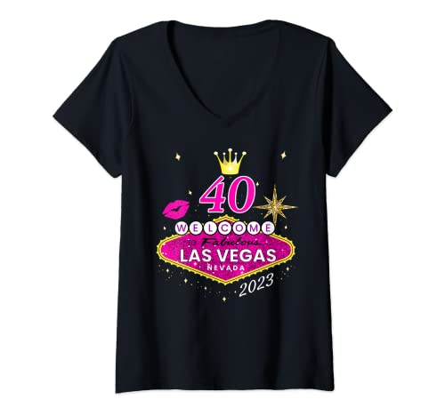 Mujer Camisetas de viaje para niñas de Las Vegas 2023, escuadrón de 40 cumpleaños de Las Vegas Camiseta Cuello V