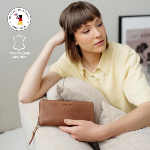 Image of BERLINER BAGS Full Grain Leather Zip Wallet Women Palma, Gift Box - Brown