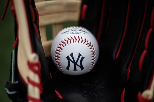 Image of Rawlings | 2026 MLB Baseball with Team Logo | All 30 MLB Teams Available