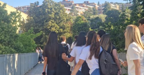 Il rientro a scuola: lo zaino dei figli, ma anche dei genitori