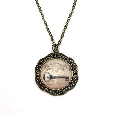 Fern & Filigree Vintage Style Necklace for Women - Key