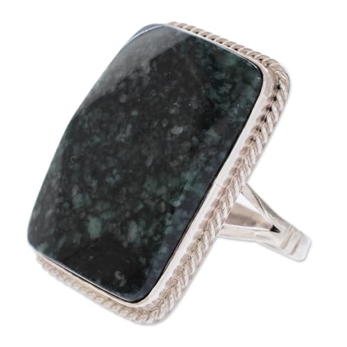 NOVICA Artisan Handmade Jade Cocktail Ring Collectible Modern .925 Sterling Silver Green Guatemala Cypress 'Maya Princess'