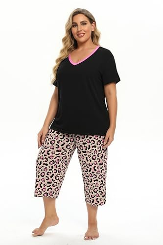 Image of Vozanet Women's Pajamas Set Soft V Neck Sleepwear Top and Capri Pj Lounge Sets Cartoon Heart Shape Cat Nighty Plus Size
