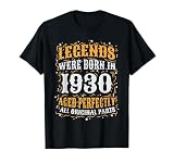 Legends were born in 1930 Birthday vintage distressed T-Shirt