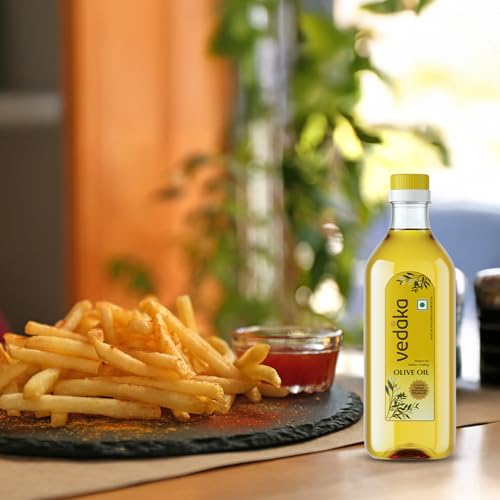 Image of Amazon Brand - Vedaka Olive Oil| For Indian Cooking 500Ml | Contains Mufa | Ideal For Frying, Roasting, Sauteing | Extra Light |Neutral Flavour