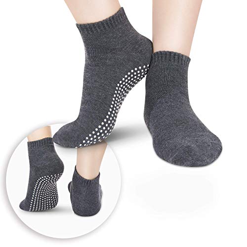 NEWCHAO 4 Pairs Non Slip Skid Socks Anti Slip Sock for women and men, Grip Socks for Yoga Home Barre Pilates Hospital Workout