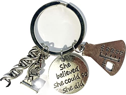 Medinc She believed she could So she did DNA Microscope Cónico Flask Llavero Llavero Llavero Ciencia Estudiante Médico Graduación Regalo Joyería
