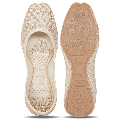 Image of Women's Embroidered Rajasthani Mojari Jutti | Ethnic Punjabi Juttis for Women & Girls | Flat Slip-On Footwear for Wedding, Festive & Casual Wear