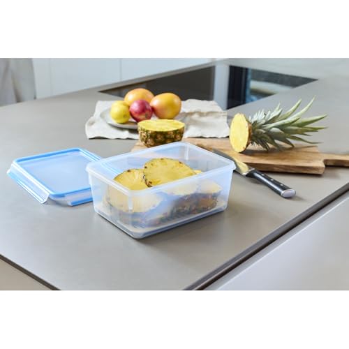 EMSA Clip & Close Frischhaltedose, rechteckig, 3,7 L, Aufbewahrungsbox, 100 Prozent dicht, spülmaschinen-, gefrier-, mikrowellenfest, Transparent, Blau, Made in Germany, 512888