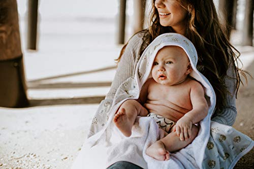 Image of Copper Pearl Hooded Bath Towels Premium Knit /Terry Cloth Baby Towels with Hood, Pockets, and Cool Designs - Great to Gift and Make Bath Time Fun - Baby Bath Towel, Chip