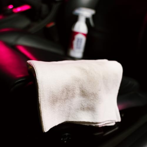 Image of GYEON Leather Cleaner Strong 500 ml - Strong Car Leather Cleaner Safe for All Leather Types - Remove Dirt and Oil from All Leather to Prepare for Protection