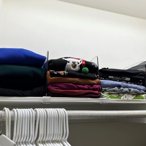 Séparateurs d'étagère pour dressing parfait : rangez pulls et sacs