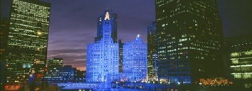 Posterazzi Wrigley Building Blue Lights Chicago Illinois USA - Póster (18.0 x 7.0in)