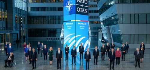 #384 EU G7 NATO Summit June 2022 Podcast Por  arte de portada