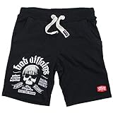 Hose hat ein kleines Patch auf dem linken Bein und einen großen Skull auf der rechten Seite