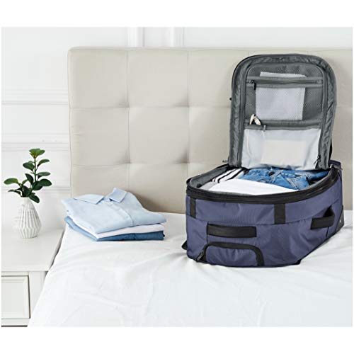 Amazon Basics Mercer Wheeled Duffel, Blue