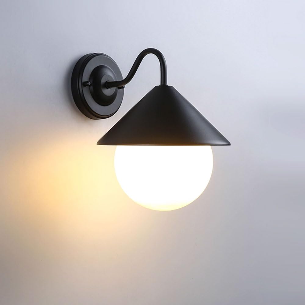 Lanterne murale extérieure IP65 style vintage pour illuminer vos soirées sur la terrasse