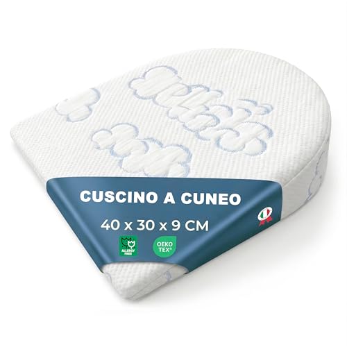Manami Cuscino Antireflusso Neonato a Cuneo 40x30x9 cm, Inclinazione Ergonomica 15°, per Navicella, Sfoderabile e Lavabile, Traspirante, Made in Italy Dolce Incline