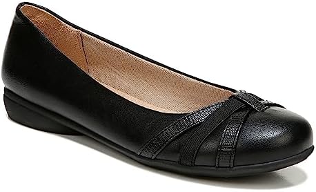 LifeStride Women's Abigail Ballet Flat, Black, 9 | Image 3
