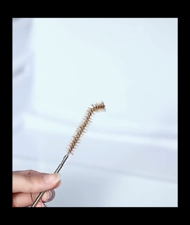 HOWDENS LAMONA Frigorifero Congelatore Foro Di Scarico - Foto 3