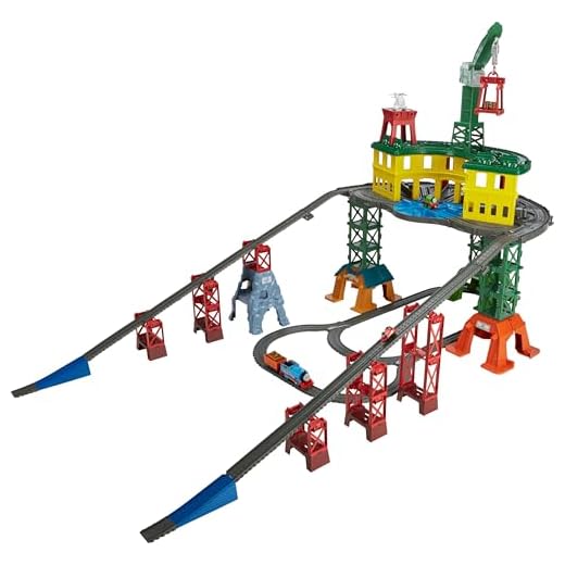 Thomas & Friends FGR22 Super Station, Thomas the Tank Engine Toy Train Set and Railway Track, Mini Wooden Adventures, 3 Year Old