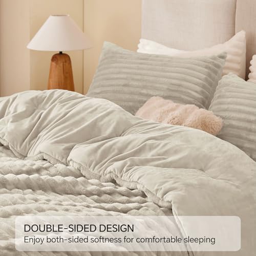 BEDELITE Fleece King Comforter Set -Super Soft & Warm Fluffy Linen Bedding, Luxury Fuzzy Heavy Bed Set for Winter with 2 Pillow Cases