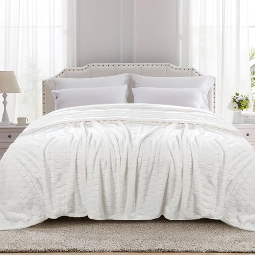 TOONOW Fleece Bed Blanket King Size 90x108 inches, Super Soft Fluffy Fuzzy Plush Blanket Geometric Pattern Cozy Microfiber Flannel Blankets for Couch, Bed, Sofa, Cream White