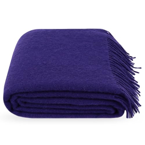Lanavitta – Wolldecke „Runo“ – Tagesdecke und Bettüberwurf – 100 prozent Neuseeland-Wolle, Warmer Sofa-Plaid – Dunkelviolett – 140x200 cm