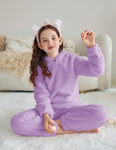 Image of Arshiner Girls 2 Piece Outfits Sweatsuit Fuzzy Long Sleeve Bear Ear Hoodie Sweatshirt and Sweatpant Kids Clothing Sets