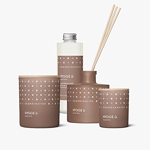 Skandinavisk Hygge 'Cosiness' Mini Scented Candle. Fragrance Notes: Black Tea And Mint Leaves, Dried Apples And Baked Cinnamon. 2.3 Oz. #TOP6