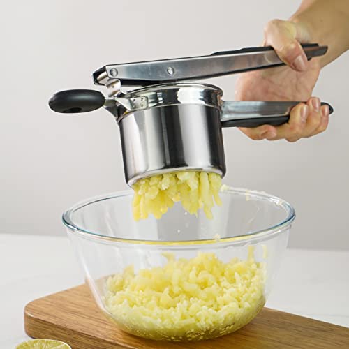 Foto von Spätzlepresse Kartoffel Masher Ricer Edelstahl Kartoffelpresse Professionelle Kartoffelquetsche mit 3 Austauschbaren Scheiben für Kartoffel Obstsäfte Gemüsebrei Püree