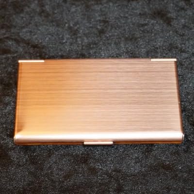 イタリア・クレモナで修行したバイオリン職人が作る木の名刺ケース(ピンクゴールド)