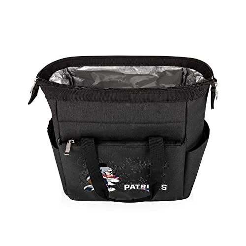 Image of PICNIC TIME NFL Mickey Mouse On The Go Lunch Bag - Soft Cooler Lunch Box - Insulated Lunch Bag, (Black)